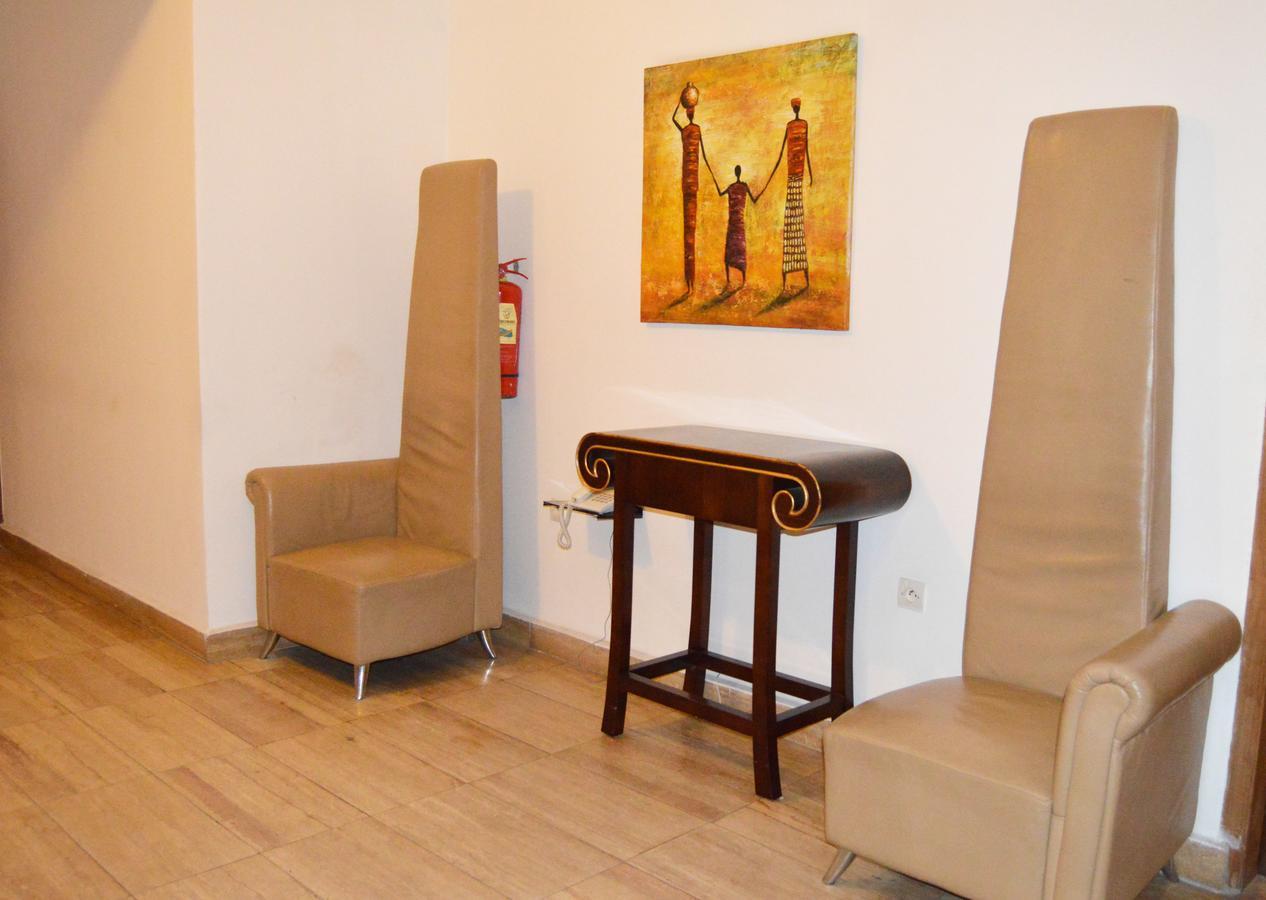Leon Hotel Kinshasa Luaran gambar
